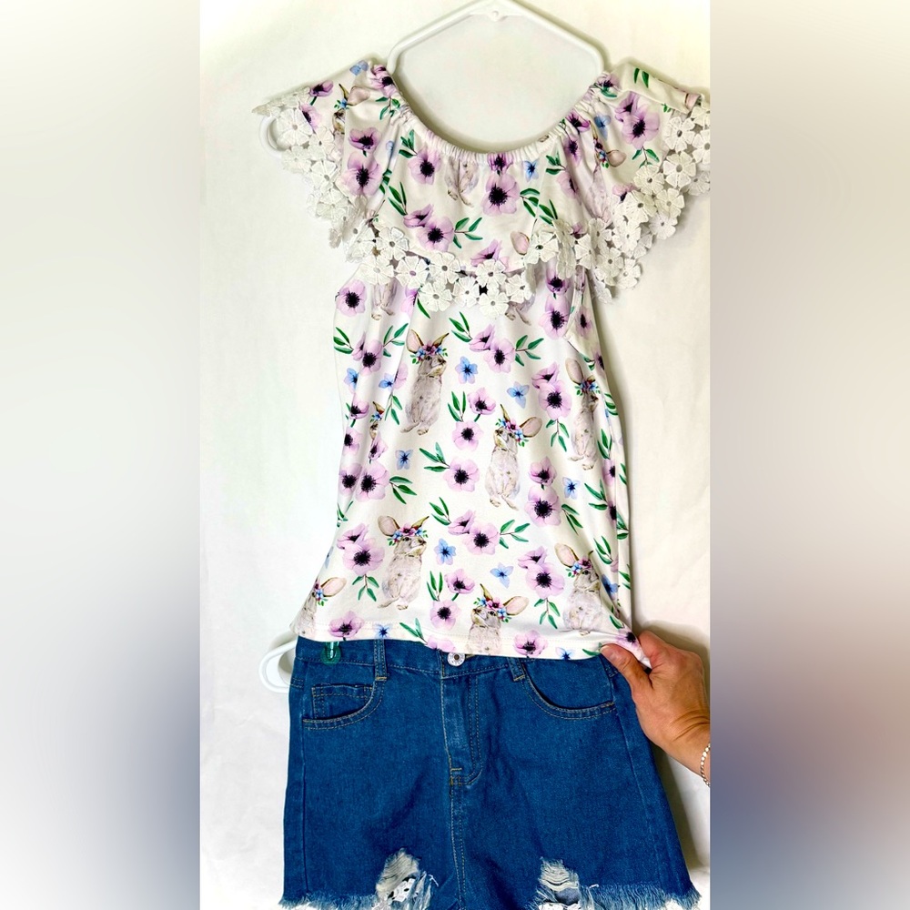 Bunny Floral Top and Jeans Shorts With Lace